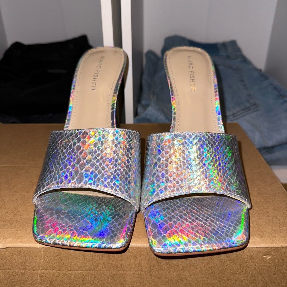New super cute heels size 9